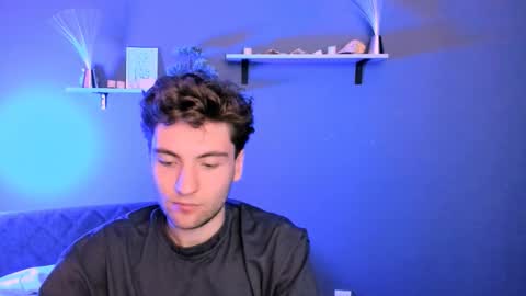 joseph_bear_ online show from 12-18-25, 07:53