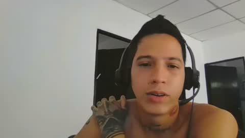 Snapshot of joseph_hotter chatting on 07-22-26, 05:27 Joseph hotter online show from 07-22-26, 05:27