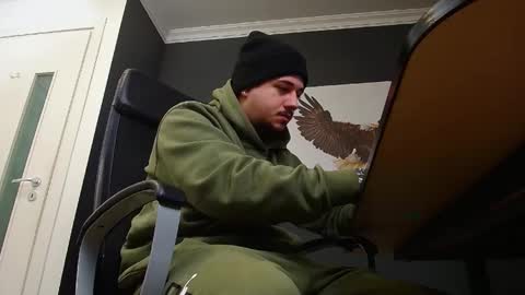 JoshKnight online show from 01-23-25, 05:56