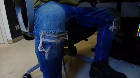 JoshKnight online show from 02-25-25, 12:03