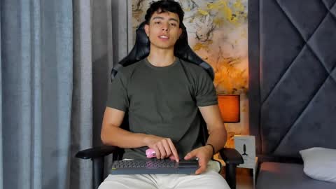 Josh Rashford online show from 01-18-25, 11:32