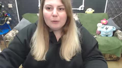 Snapshot of josiesun771 chatting on 12-15-24, 12:06 josiesun771 online show from 12-15-24, 12:06