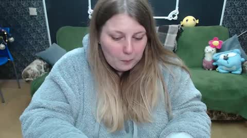 Snapshot of josiesun771 chatting on 02-16-25, 05:04 josiesun771 online show from 02-16-25, 05:04