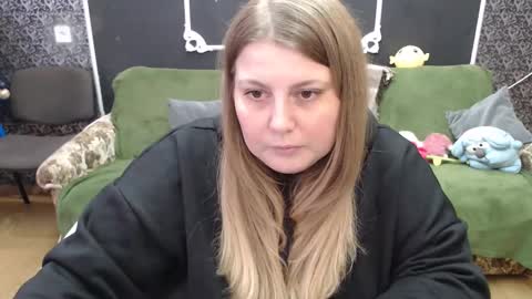 Snapshot of josiesun771 chatting on 02-21-25, 10:39 josiesun771 online show from 02-21-25, 10:39