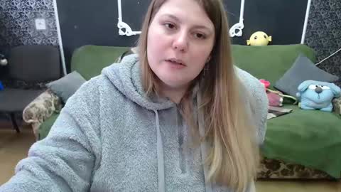 Snapshot of josiesun771 chatting on 02-24-25, 10:26 josiesun771 online show from 02-24-25, 10:26