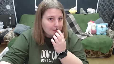 Snapshot of josiesun771 chatting on 10-24-25, 07:27 josiesun771 online show from 10-24-25, 07:27