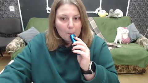 Snapshot of josiesun771 chatting on 10-26-25, 01:28 josiesun771 online show from 10-26-25, 01:28