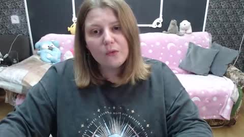 Snapshot of josiesun771 chatting on 11-23-25, 01:22 josiesun771 online show from 11-23-25, 01:22