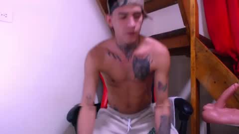 josue_linares online show from 04-12-26, 09:53