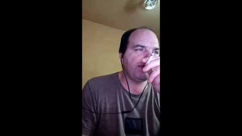 Snapshot of jovissafado chatting on 12-15-25, 02:38 safado online show from 12-15-25, 02:38