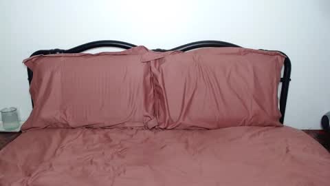 Snapshot of jowiththehair chatting on 01-29-25, 05:09 Jo Dayne online show from 01-29-25, 05:09