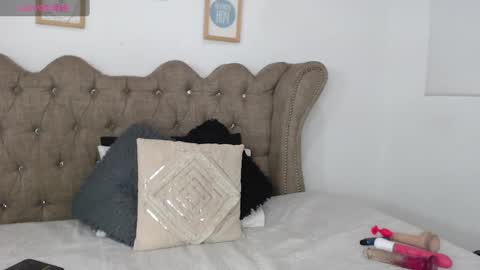 Snapshot of joy__smiht chatting on 12-11-24, 12:44 joy__smiht online show from 12-11-24, 12:44