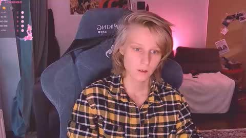 joy_keys online show from 10-22-25, 02:28