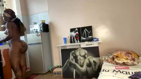 Butterflyass online show from 11-01-25, 11:56