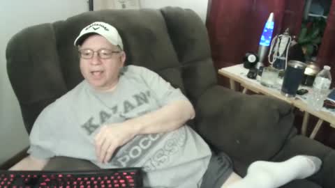 Snapshot of jpmel99 chatting on 01-12-25, 04:31 jpmel99 online show from 01-12-25, 04:31