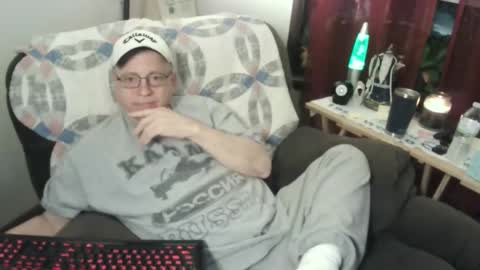 Snapshot of jpmel99 chatting on 02-17-25, 11:42 jpmel99 online show from 02-17-25, 11:42