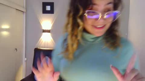 Snapshot of jsneiidy_ath chatting on 12-14-24, 11:29 Josneidy  Jos   online show from 12-14-24, 11:29