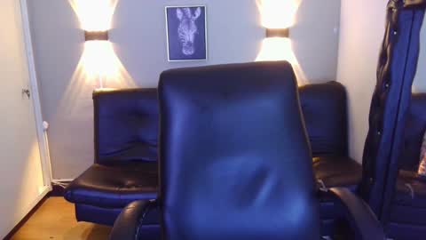 Snapshot of jsneiidy_ath chatting on 12-20-24, 03:36 Josneidy  Jos   online show from 12-20-24, 03:36