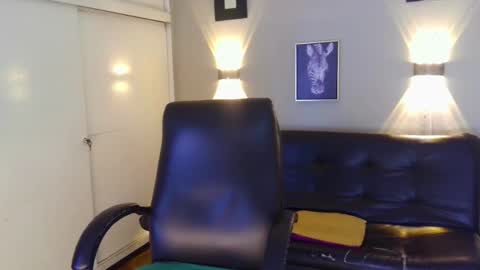 Snapshot of jsneiidy_ath chatting on 01-26-25, 03:17 Josneidy  Jos   online show from 01-26-25, 03:17