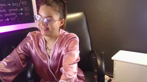 Snapshot of jsneiidy_ath chatting on 02-16-25, 05:15 Josneidy  Jos   online show from 02-16-25, 05:15