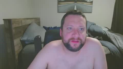 Snapshot of jtrnbll chatting on 02-13-25, 12:35 ... online show from 02-13-25, 12:35