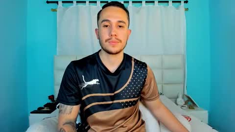 Juan online show from 11-18-25, 01:44