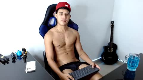 JuanDa online show from 12-19-24, 02:45