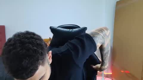 juan_gomez_1 online show from 11-23-25, 09:58