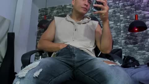 juan_jsmith online show from 02-24-25, 02:37