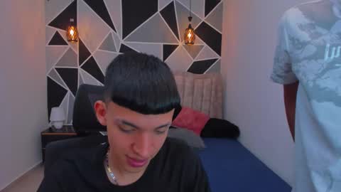 JuanSteven online show from 11-06-25, 04:24