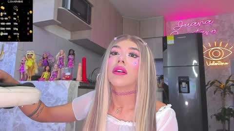 JUANA VALENTINA QUINTERO independent model  ONLY FANS --- Juanaquintero online show from 01-17-25, 04:49