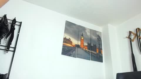 Juan Esteban online show from 11-12-25, 03:01