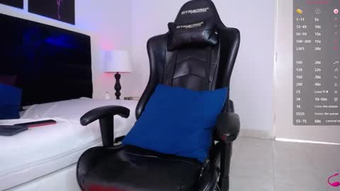 juancamilo66_ online show from 01-28-25, 07:00