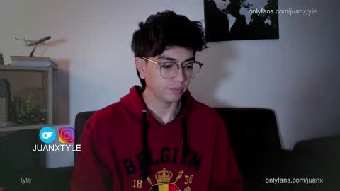 . online show from 09-15-25, 02:28