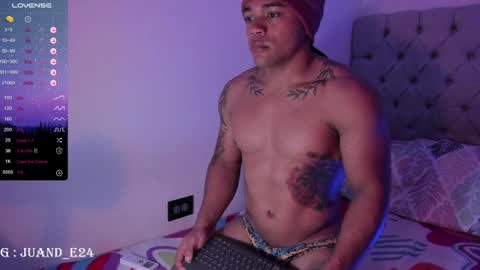 independent model online show from 12-16-24, 08:20