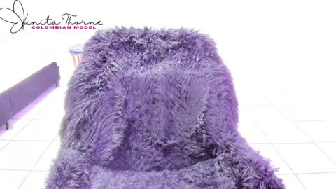 Snapshot of juanita_thorne chatting on 09-27-25, 02:38            online show from 09-27-25, 02:38