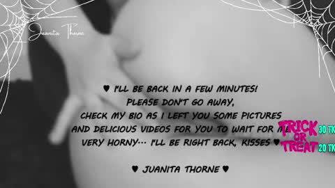 Snapshot of juanita_thorne chatting on 10-16-25, 02:12            online show from 10-16-25, 02:12