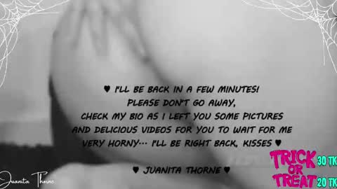 Snapshot of juanita_thorne chatting on 10-24-25, 09:44            online show from 10-24-25, 09:44
