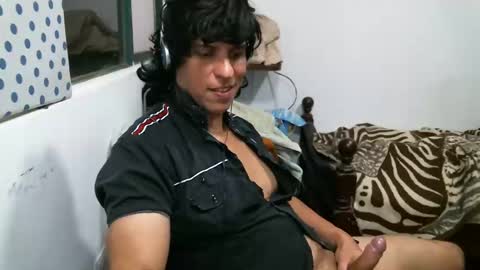 amor online show from 12-22-24, 04:06