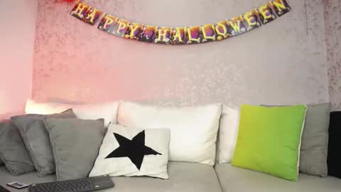 Juan k online show from 10-11-25, 01:42