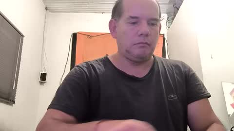 Snapshot of juanma_yahoo chatting on 01-24-25, 03:54 Juan Manuel online show from 01-24-25, 03:54