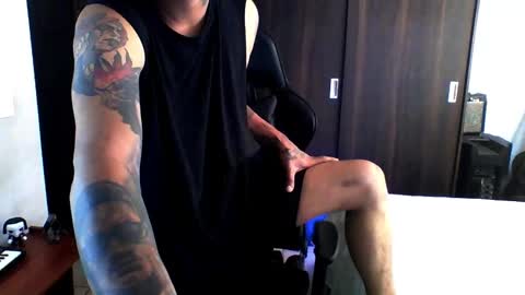 juanpt69 online show from 01-04-25, 06:40