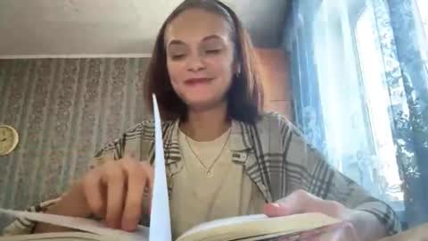 Snapshot of juderoering chatting on 02-19-26, 04:30 Lulu online show from 02-19-26, 04:30