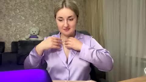 JudeValenti online show from 10-23-25, 05:01