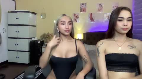 Snapshot of judiella chatting on 01-12-25, 10:23 EloiseMoree online show from 01-12-25, 10:23