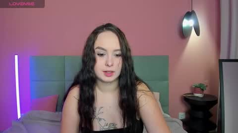 Judy online show from 11-26-25, 01:06