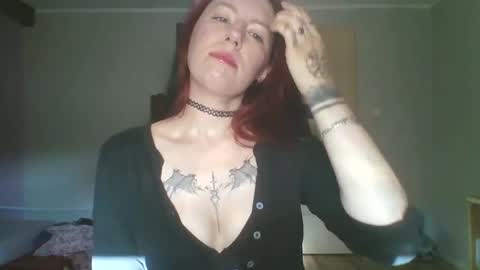Snapshot of judylovelymilf chatting on 09-16-25, 06:14 Judy online show from 09-16-25, 06:14