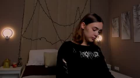 Angelica online show from 09-16-25, 01:39