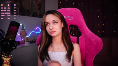 Angelina online show from 12-10-24, 10:26