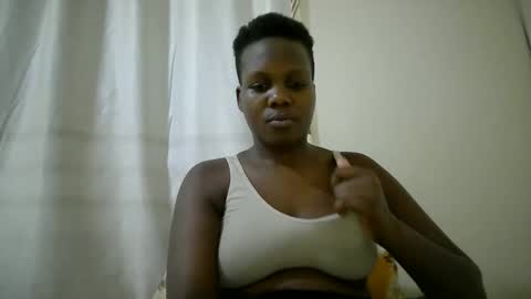 juicy_bella2 online show from 10-18-25, 09:04